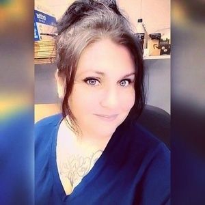 Meet your Posher, Anne